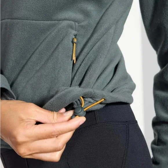 mpg Mission Half-Zip. Small. NWT! - Picture 2 of 6